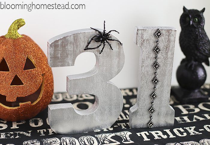 DIY Halloween Craft by Blooming Homestead