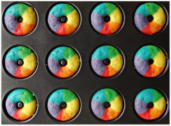 rainbow-donuts-tray1