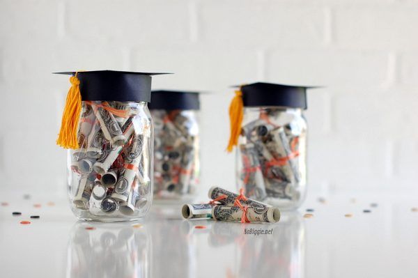Graduation-gift-idea-NoBiggie.net_