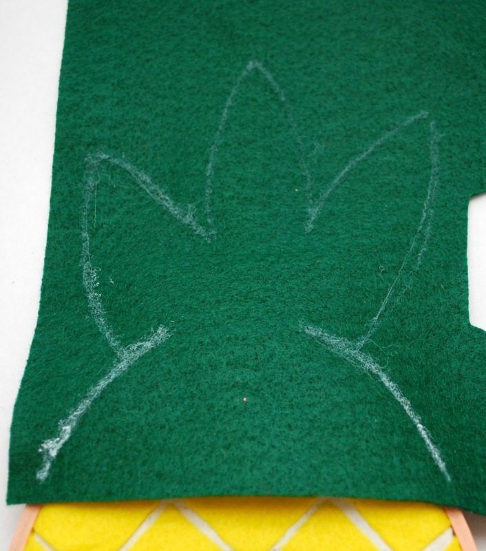 Top of your Embroidery Hoop Pineapple